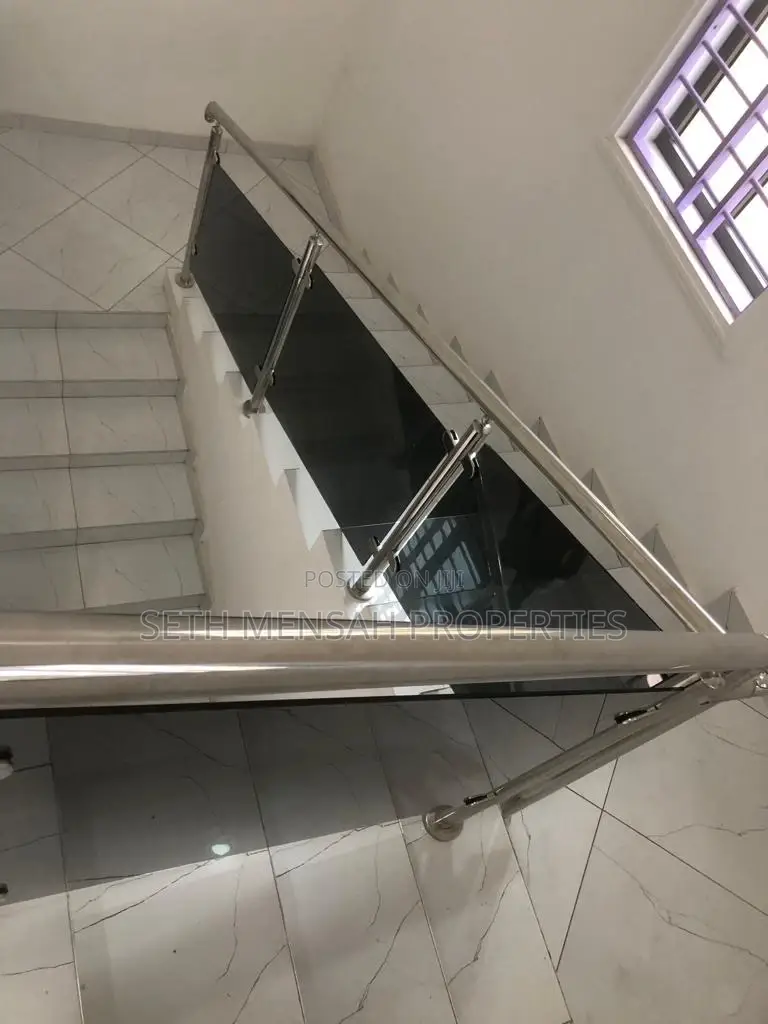 4bdrm House in Achimota for sale