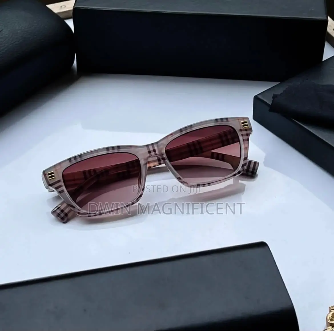 Gaze in Style: The Ultimate Sunglasses Selection