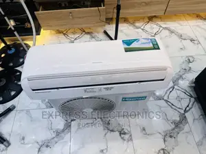 Air Swings Split R410 Gas 1.5hp Hisense AC White