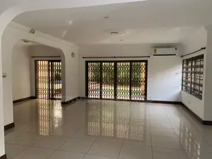 4bdrm Mansion in Airport Residential Area for rent