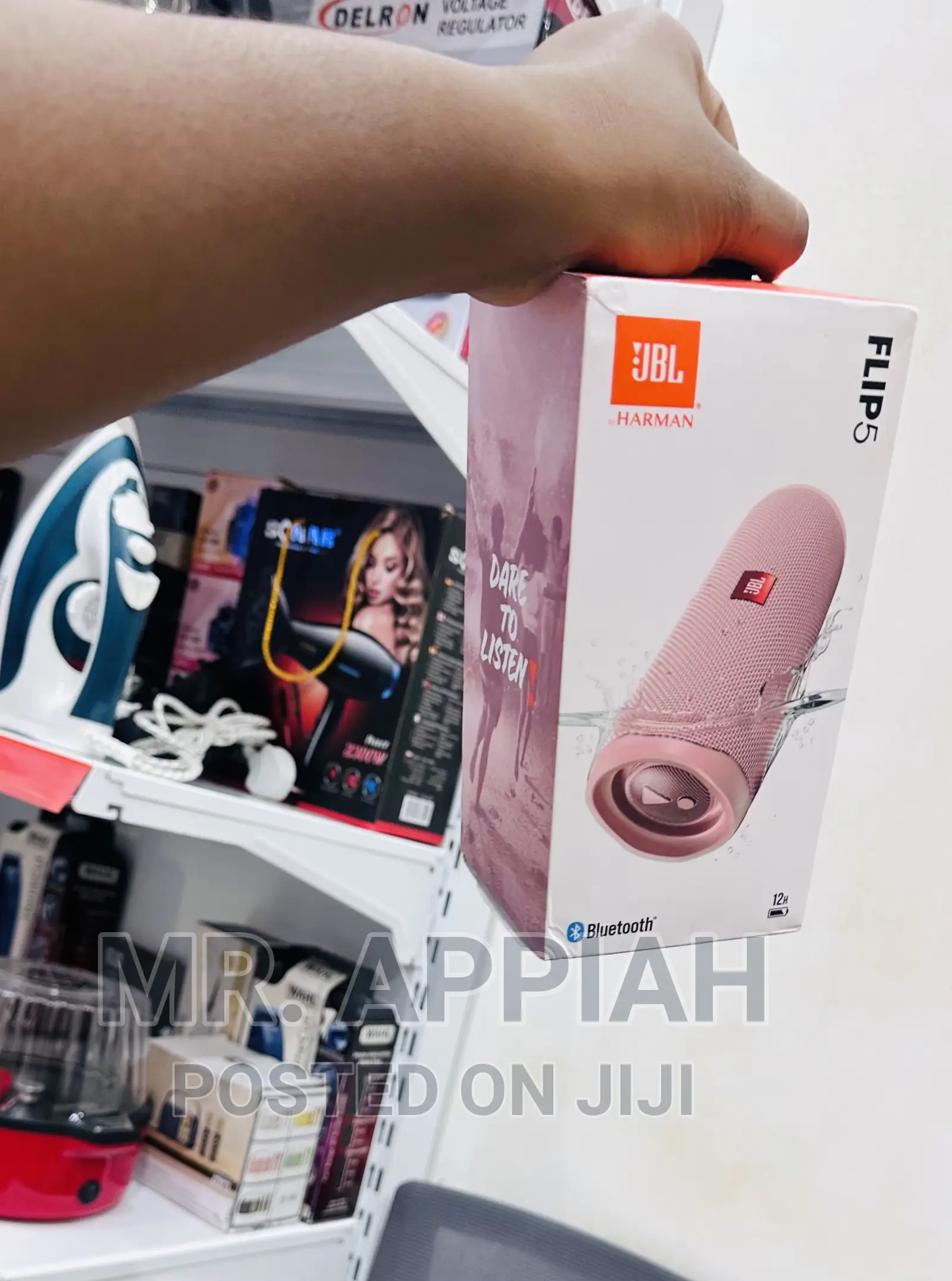Fast and Effective JBL Flip 5 Bluetooth Portable Speaker.