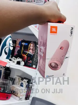 Fast and Effective JBL Flip 5 Bluetooth Portable Speaker.
