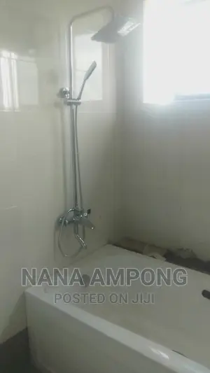 Nana Ampong