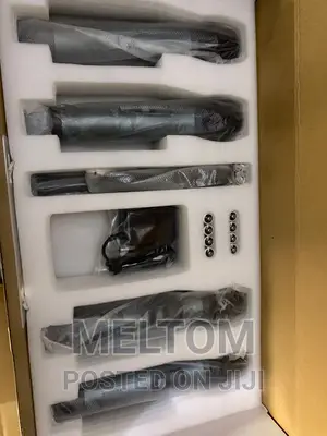 Shure 4in1 Cordless Microphone (U-8900)