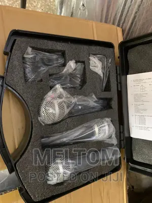 Shure Sm58 3in1 Briefcased Cord Microphone