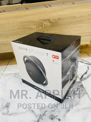 Onyx Studio 7 Harman Kardon Bluetooth Speaker(Black) 