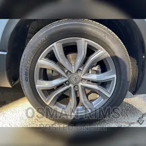 Honda CRV Rim 19 .