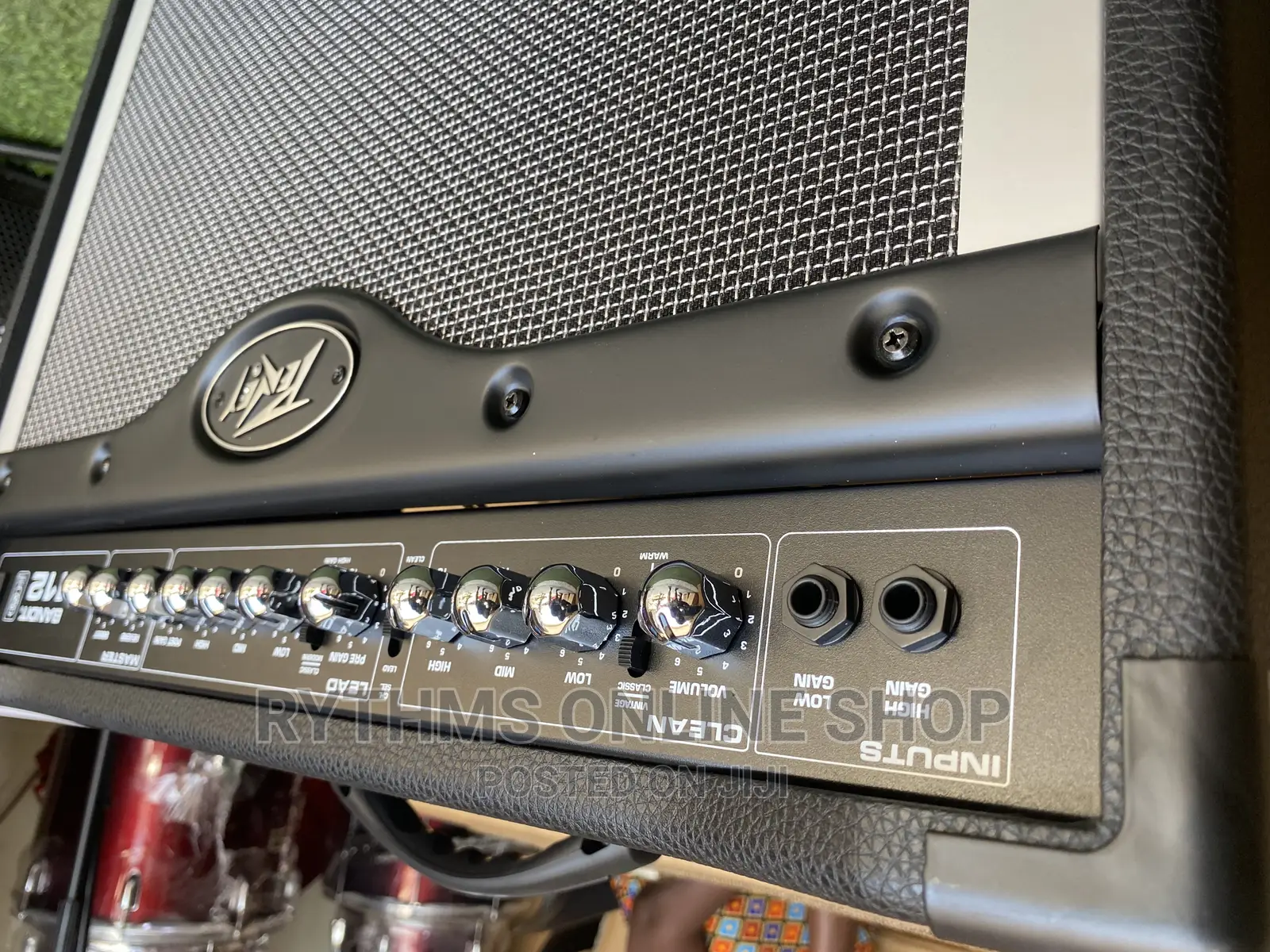 Lead Guitar Combo(Peavey Bandit 112)
