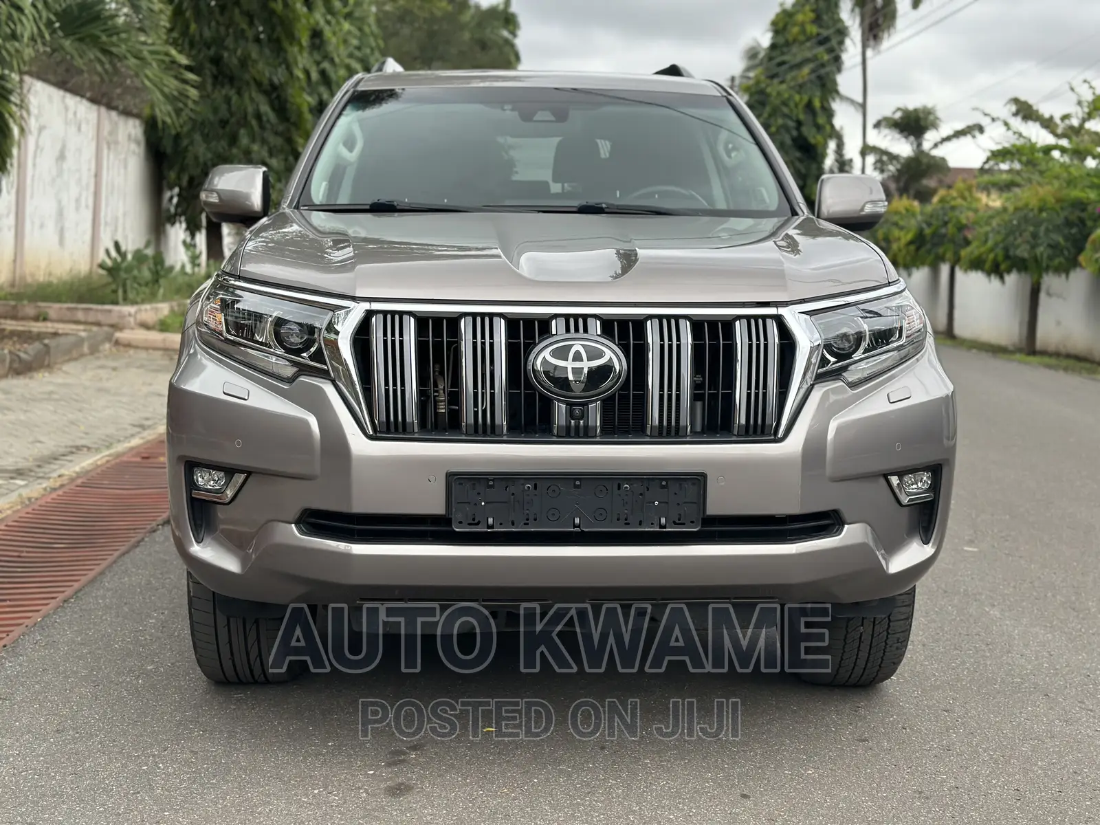 Toyota Land Cruiser Prado 2.7 2018 Gray
