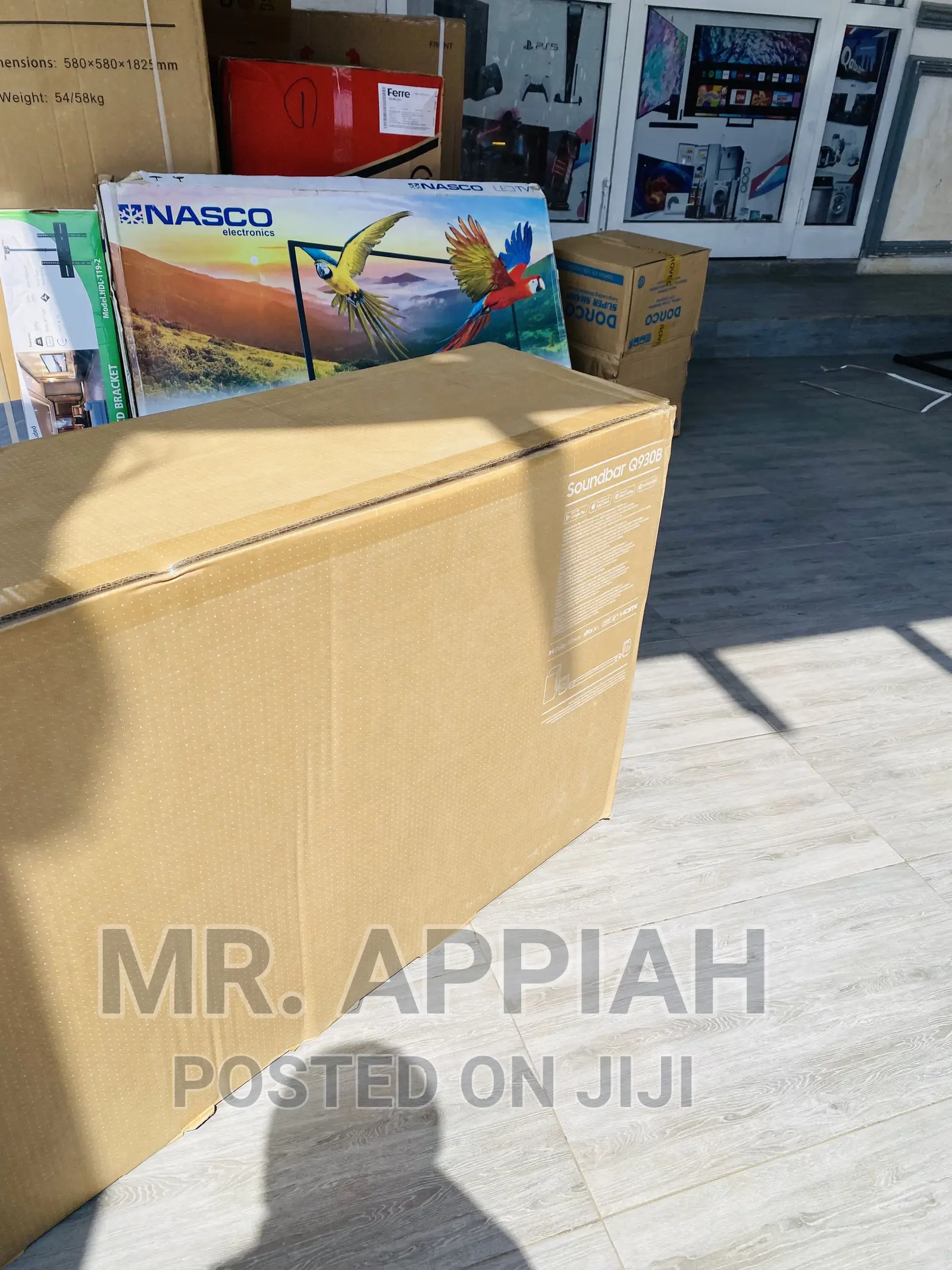 Slim Black Samsung Sound Bar System HW-Q930