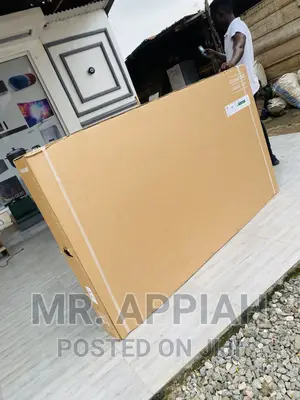Fine Design Samsung 75CU7172 75” Ultra HD Crystal Tv.