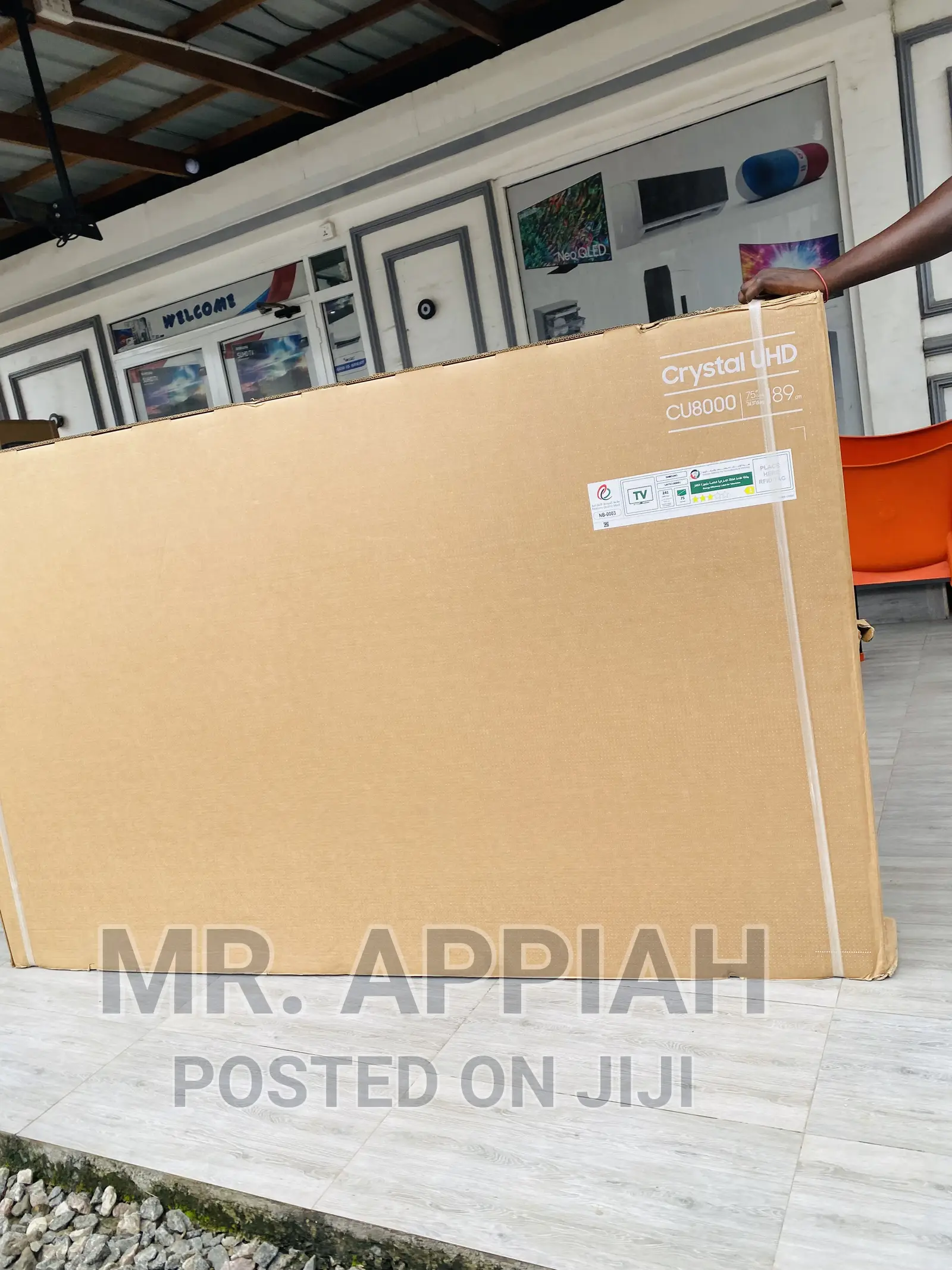 Fine Design Samsung 75CU7172 75” Ultra HD Crystal Tv.