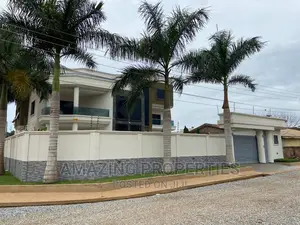 6bdrm House in East Legon for sale