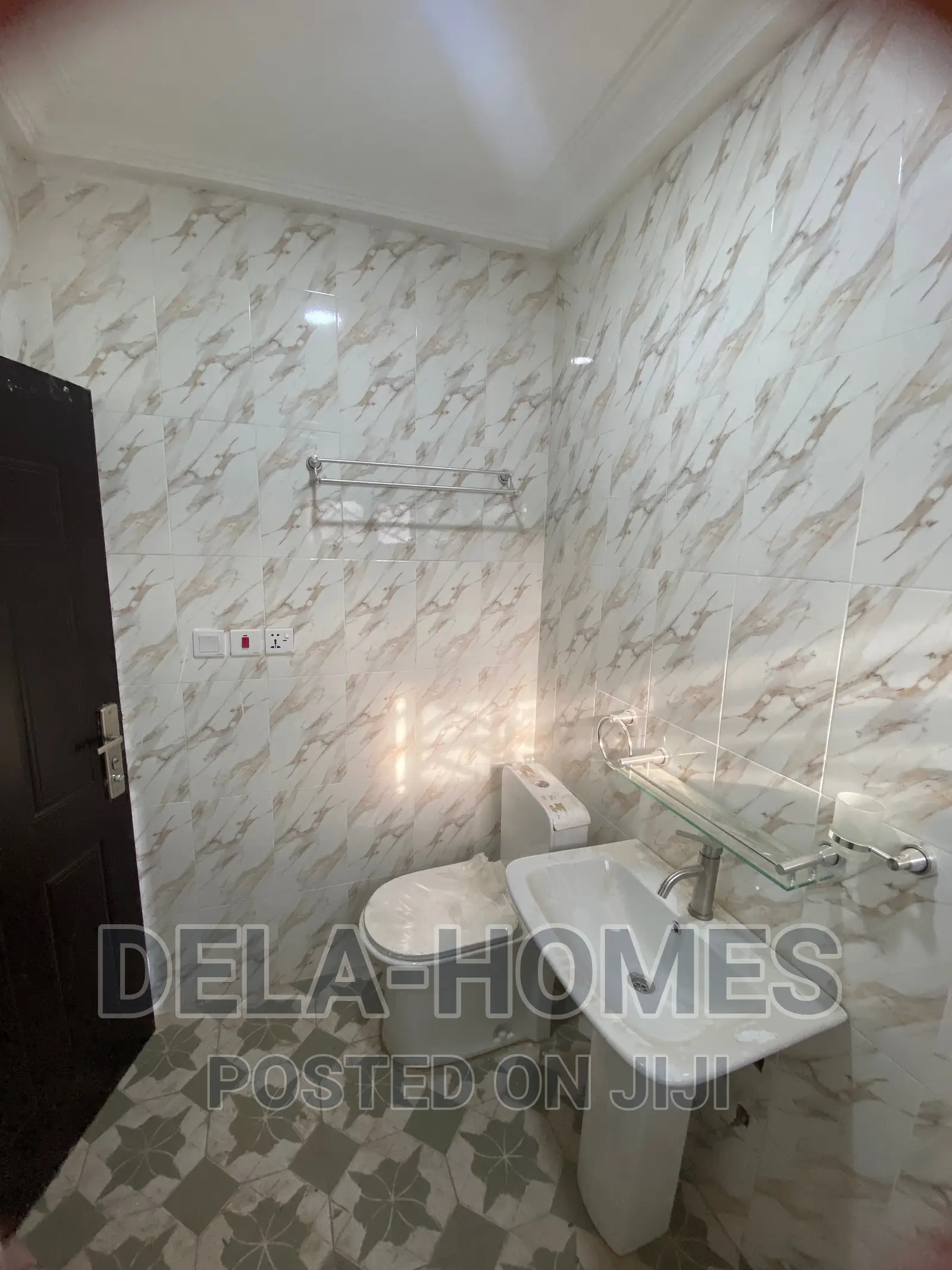 2bdrm Apartment in Lakeside Estate, Ashaley Botwe for rent
