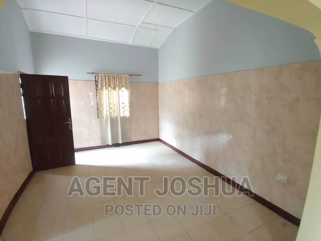 4bdrm House in Manet Court Estate, Spintex for rent