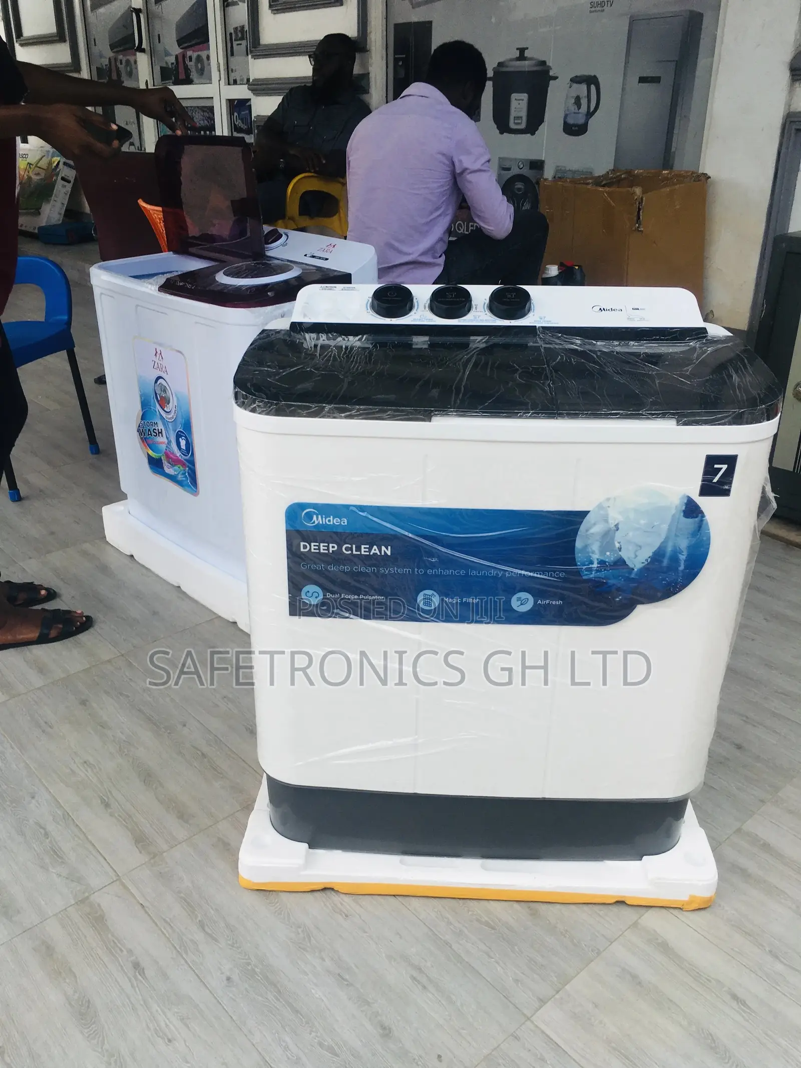Topload Washingmachine White/Black Semiautomatic 7kg Midea 