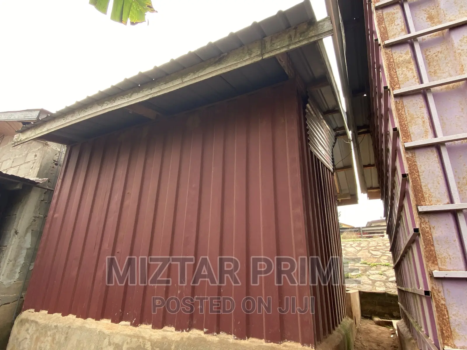 Newly-Built Store Container