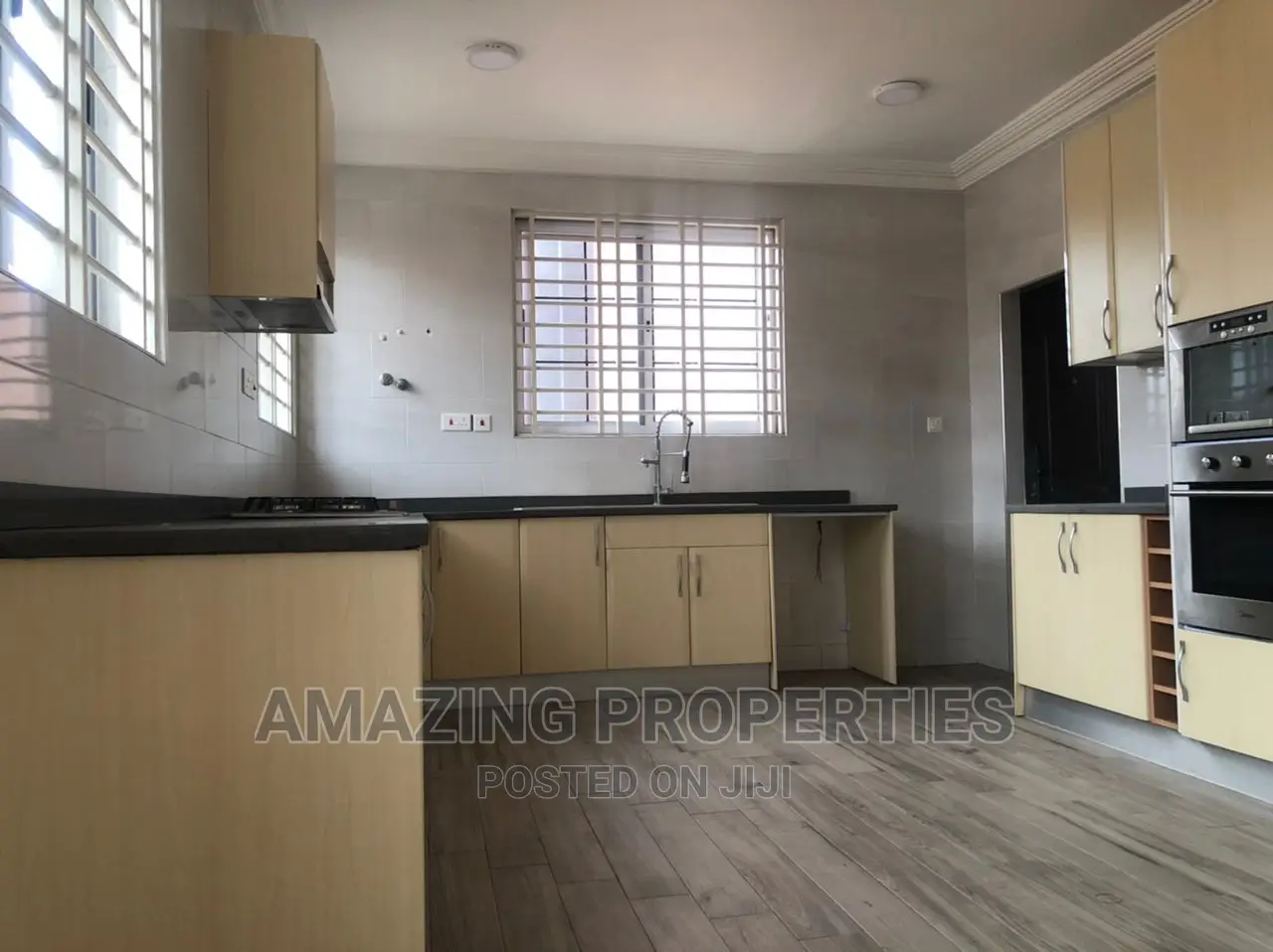 4bdrm House in Airport Residential Area for sale