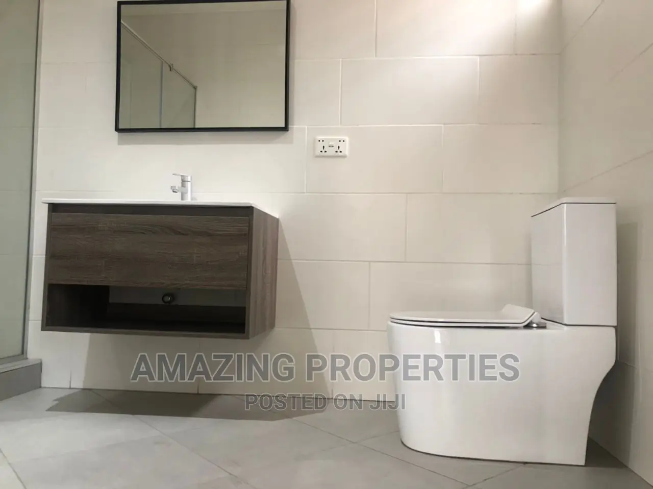 4bdrm House in Airport Residential Area for sale