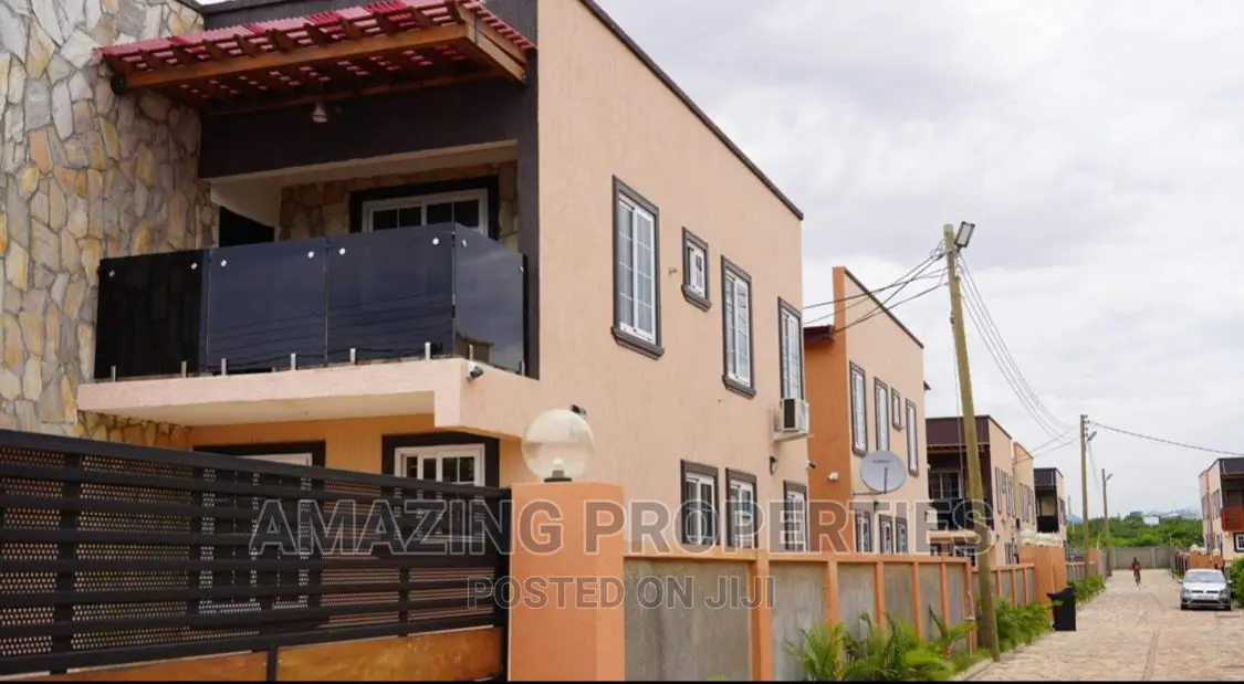 4bdrm House in Airport Residential Area for sale