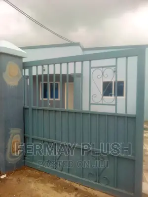 2bdrm House in Oyarifa, Accra Metropolitan for sale