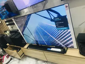 Grab UHD Smart LED 65 Inches Samsung Glossy Bu80 Crystal