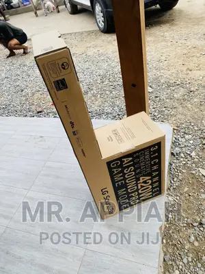 Unique LG Sound Bar System Available(S65Q)Black 