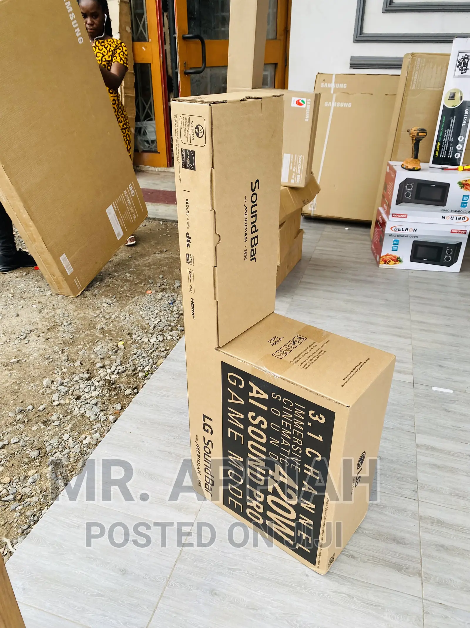 Fast and Effective LG 3.1ch S65Q Sound Bar System(Black).