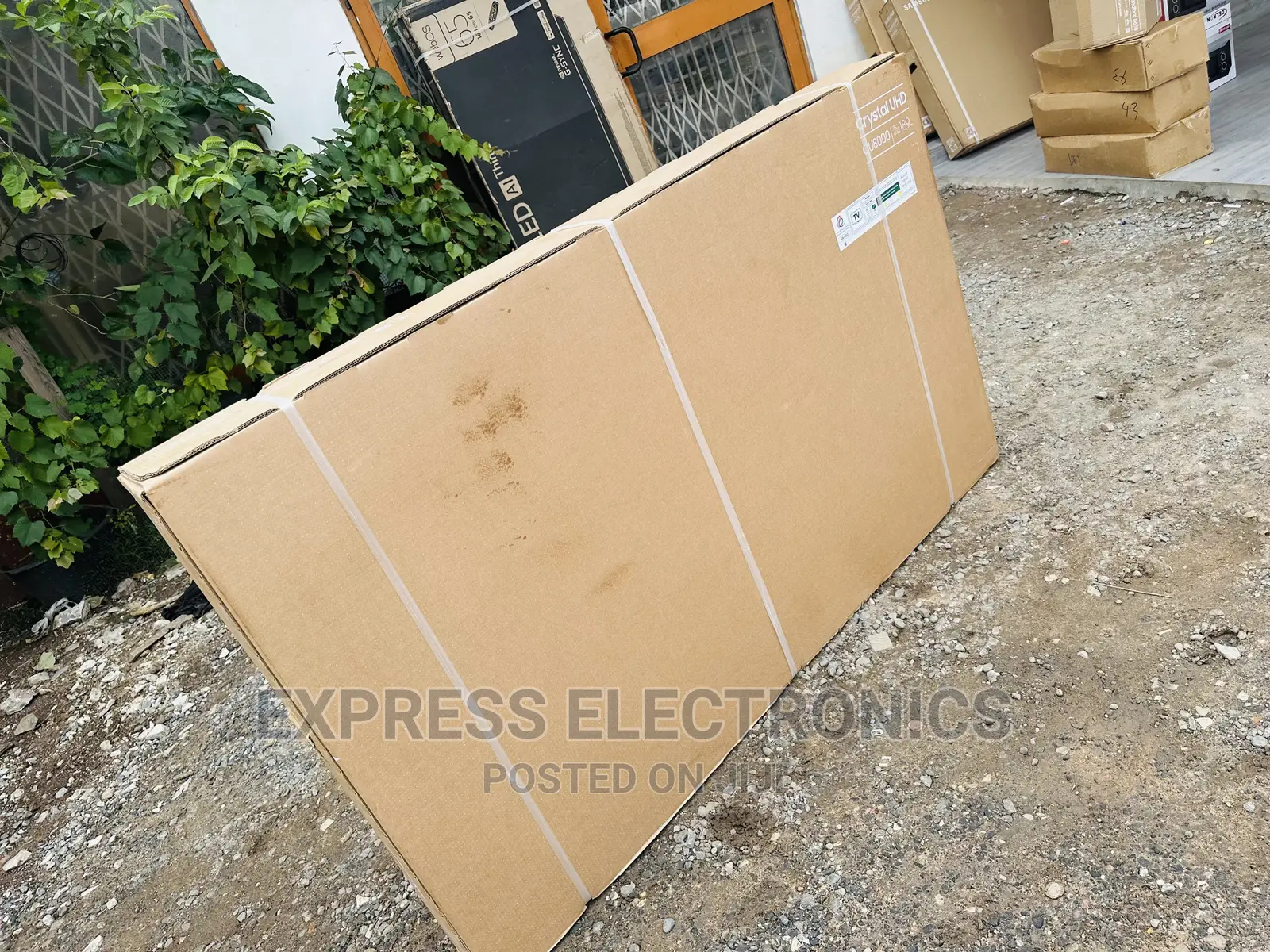 Call and Purchase Samsung UHD Smart 75”Cu8000 Tv 