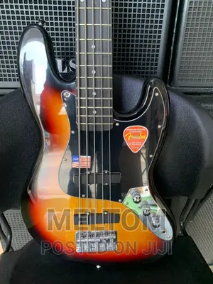 Fender Jazz Bass Guitar (5 Strings)