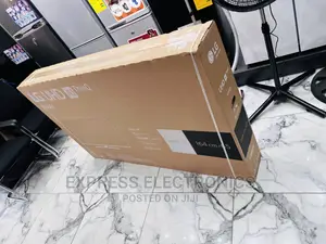 Edgeless Design UHD Smart Uq81 65” LG