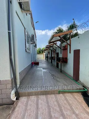 5bdrm House in Spintex for rent