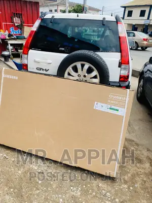 Unique Black New Samsung 65bu8000 65” Crystal Uhd  Tv