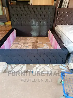 Executive Kingsize Bed Frame Available As Seen . Free D