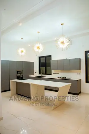 4bdrm House in East Legon for sale