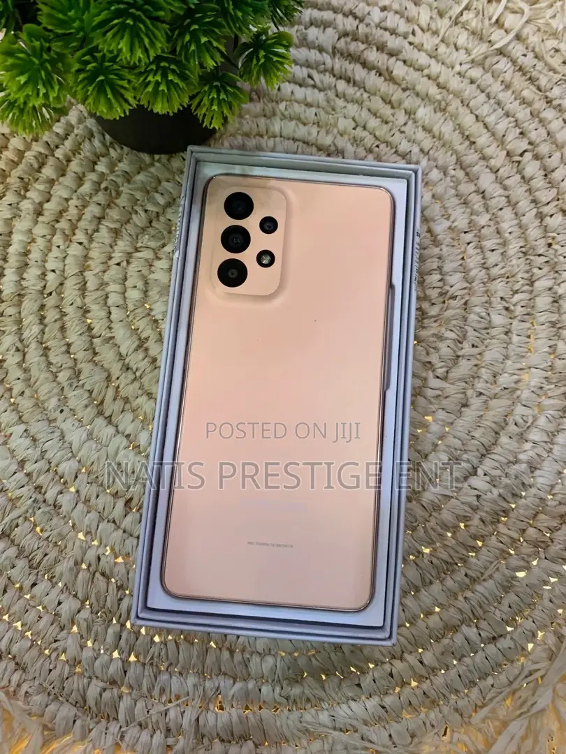 New Samsung Galaxy A53 5G 128 GB Orange