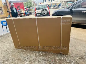 Smart Revolution Sleek Samsung UHD 75”Cu8000 Tv 