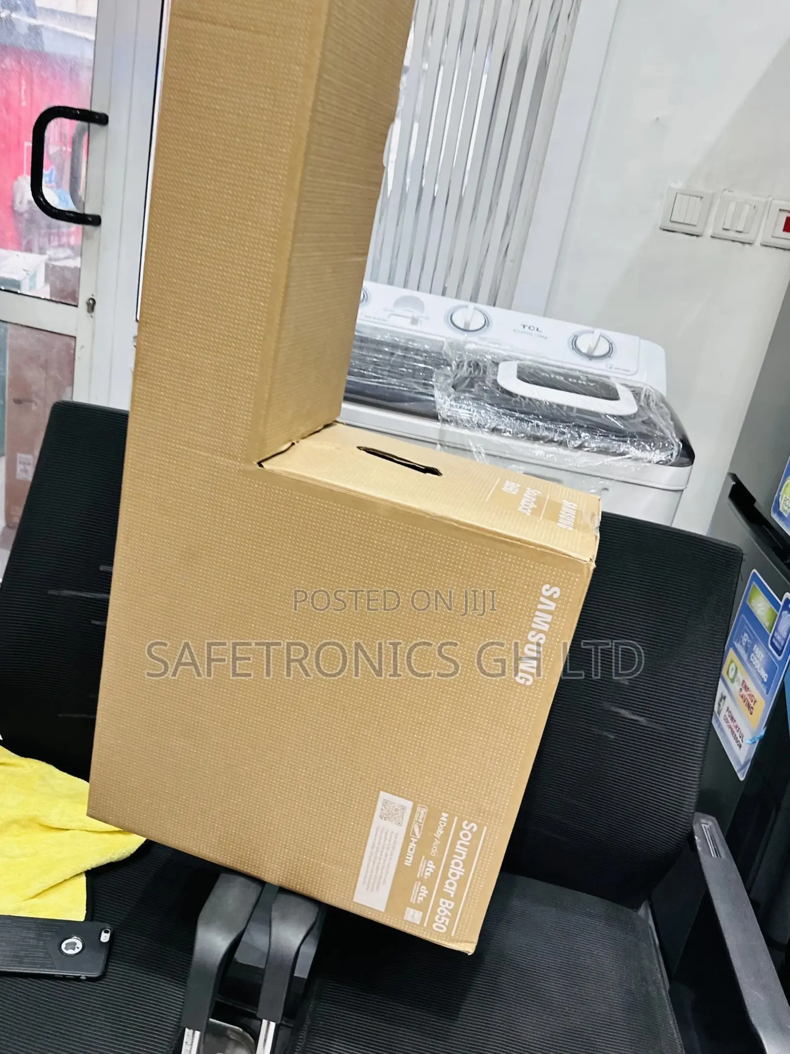 Bluetooth HW-B650 Samsung Wireless Soundbar 