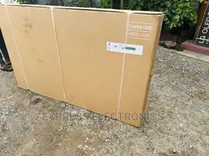 Thiq AI Samsung UHD 75”Cu8000 Tv 