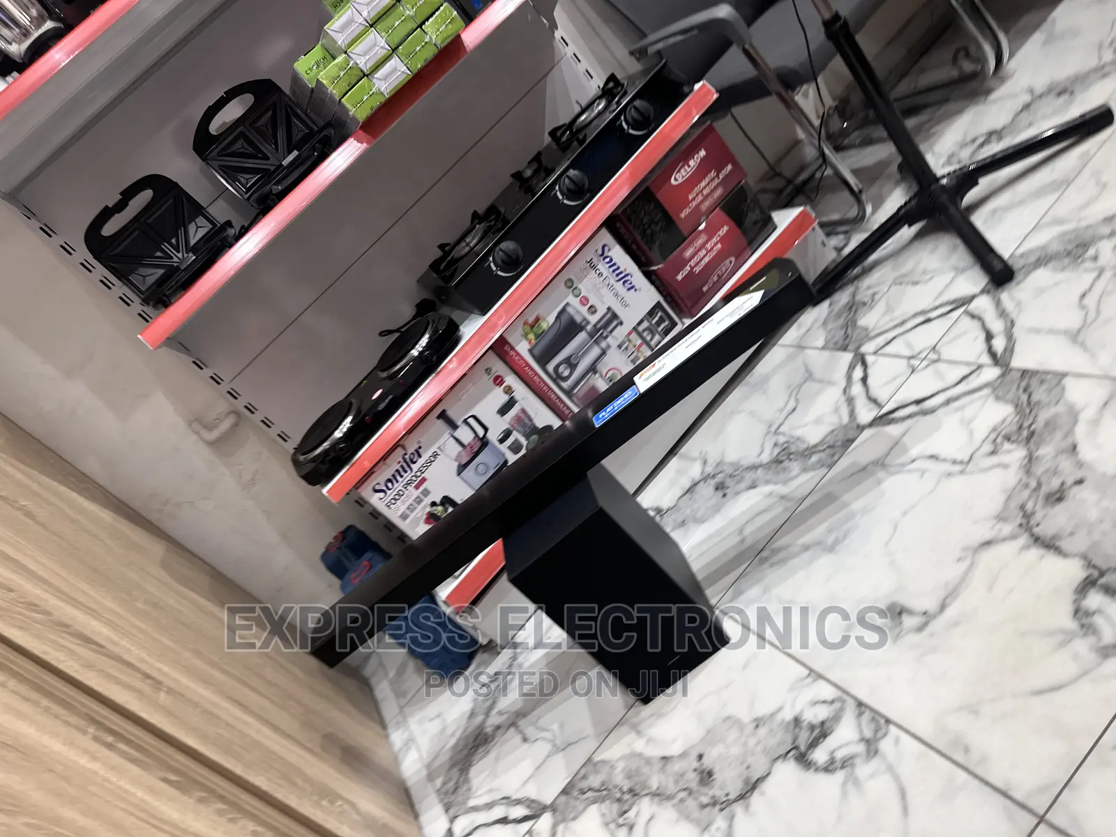 Wireless Bluetooth Streaming Samsung Soundbar B550