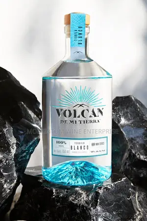 Volcan De Mi Tierra Blanco Tequila 75cl