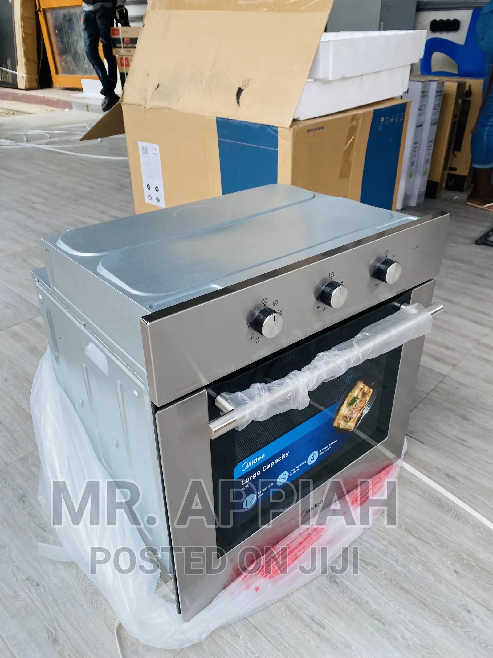 Fast and Effective Midea Built-in Oven(65M80M1-012)Silver.