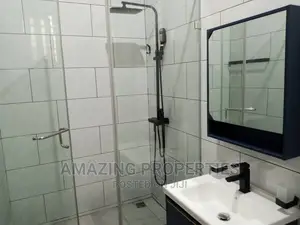 7bdrm House in East Legon for sale