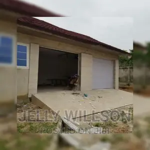Double 9x8 Garage Door With Remote