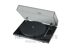 Pro-Ject Primary E Turntable (Black)
