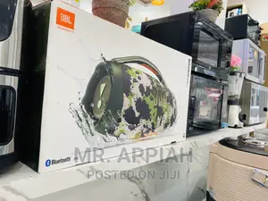 Solid JBL Boombox 3 Waterproof Bluetooth Speaker