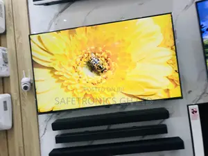  Samsung UHD Crystal T5300 43 Inches Glossy LED 