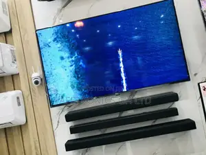 Cu71 Samsung 43 Inches Glossy Uhd Led Tv 