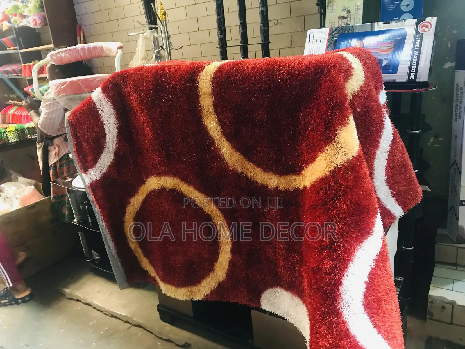 Center Carpet Wool-Rug