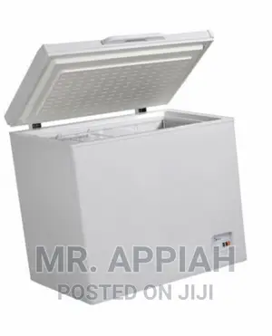 Latest and Affordable Midea 249L Chest Freezer HS-324CN.